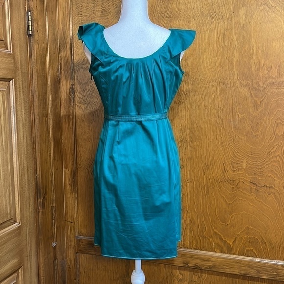 Banana Republic Belted Dress with Ruffle Straps - EUC - Picture 4 of 5